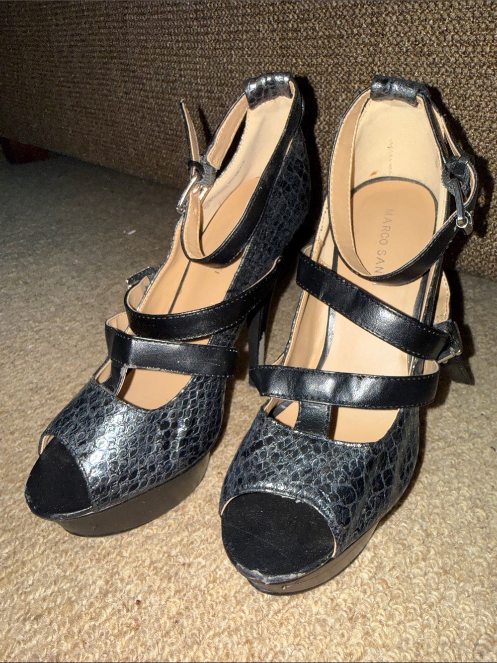 Marco Santi Black Metallic Snakeskin-Texture Strappy Platform Heels 7